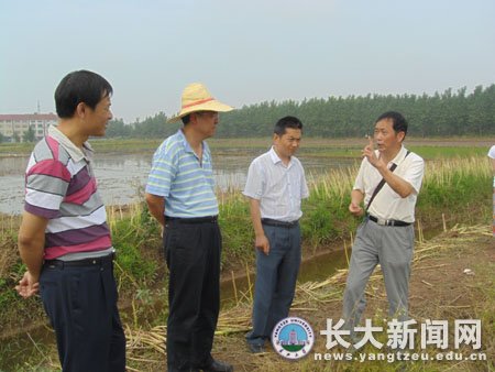 校长张昌民调研农学院教学实验基地