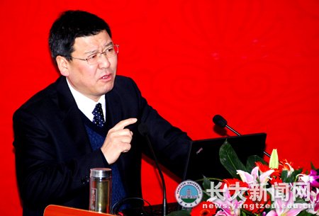 学校2012年工作会议胜利闭幕校长张昌民发表总结讲话