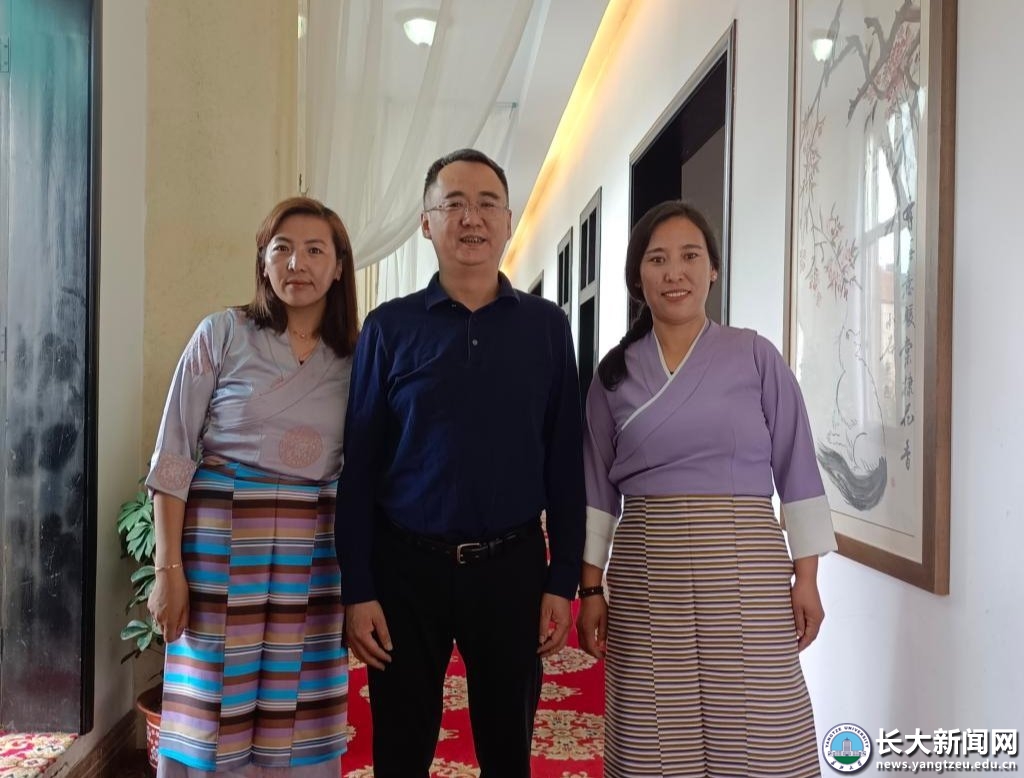 话当年向未来 西藏校友与母校老师热情相聚